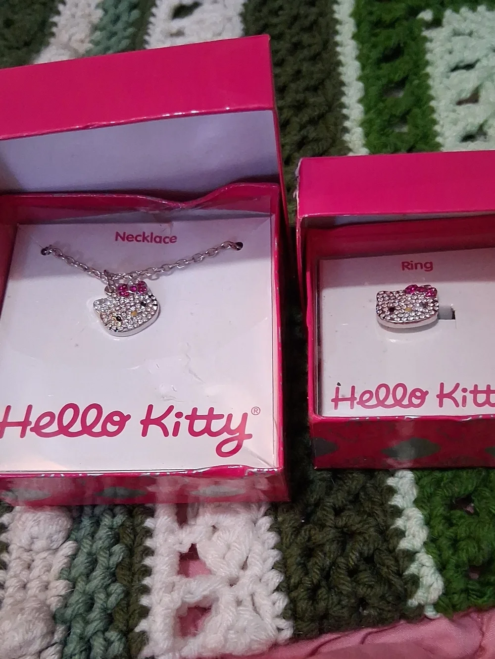 Hello Kitty Neckless And Ring